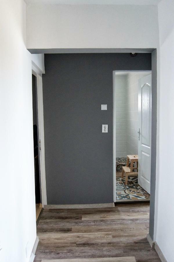 Lunii 6 Apartment *